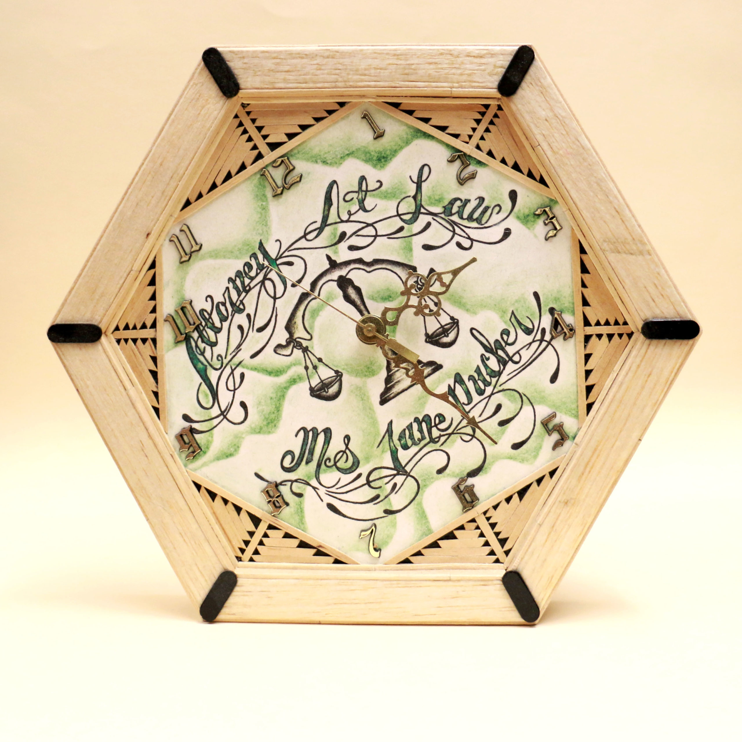 A clock Gerry Thomas made for his Innocence Project attorney Jane Pucher during his wrongful incarceration. (Image: Innocence Project)