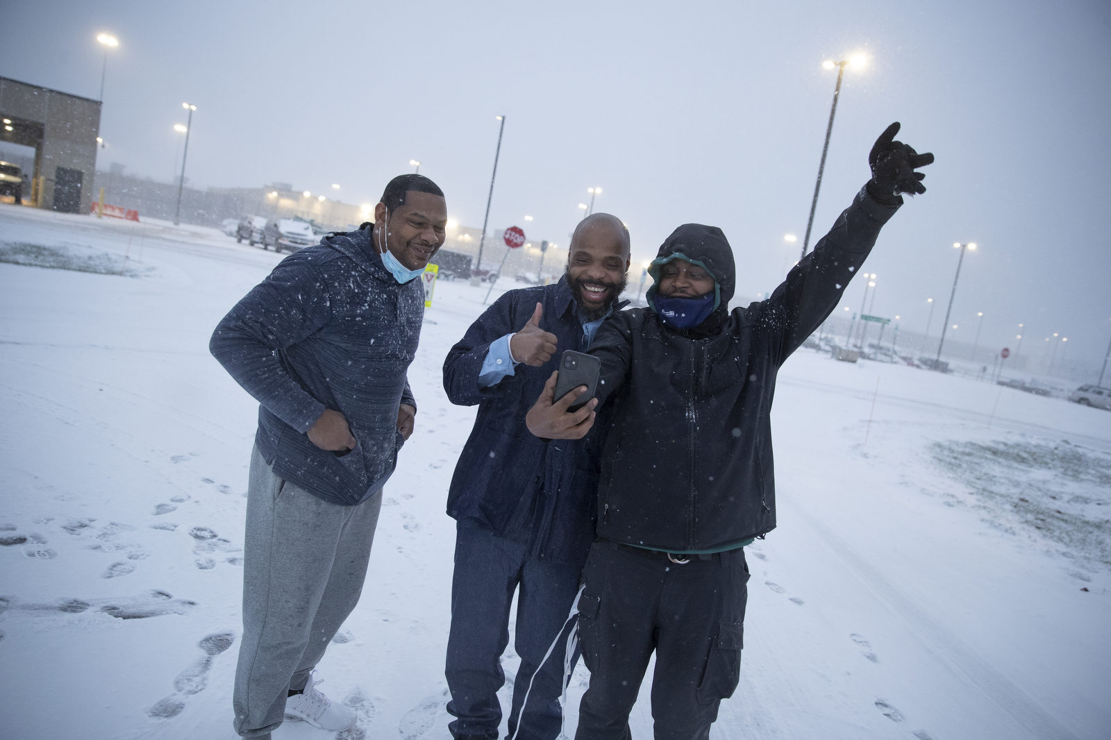 Termaine Hicks was released from SCI Phoenix Prison Tuesday, Dec.16, 2020 in Collegeville, Penn. after a wrongful incarceration for 19 years. His brothers Tone Hicks and Tyron McClendon was there to greet him upon release. (Jason E. Miczek/AP Images for The Innocence Project)