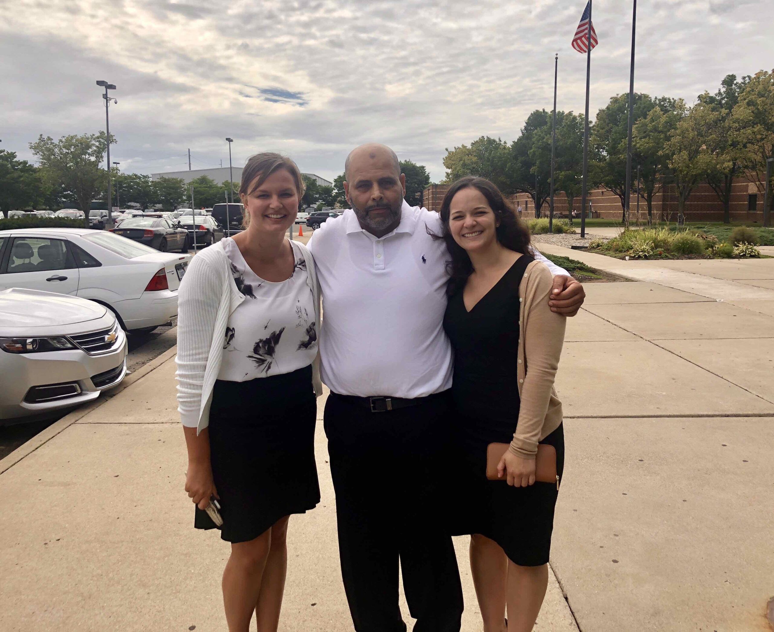 Mubarez Ahmed after his release on 9/6/18 with Sara Stappert (left) and Carolina Velarde, two law students who worked on his case. Photo courtesy of the Michigan Innocence Clinic.