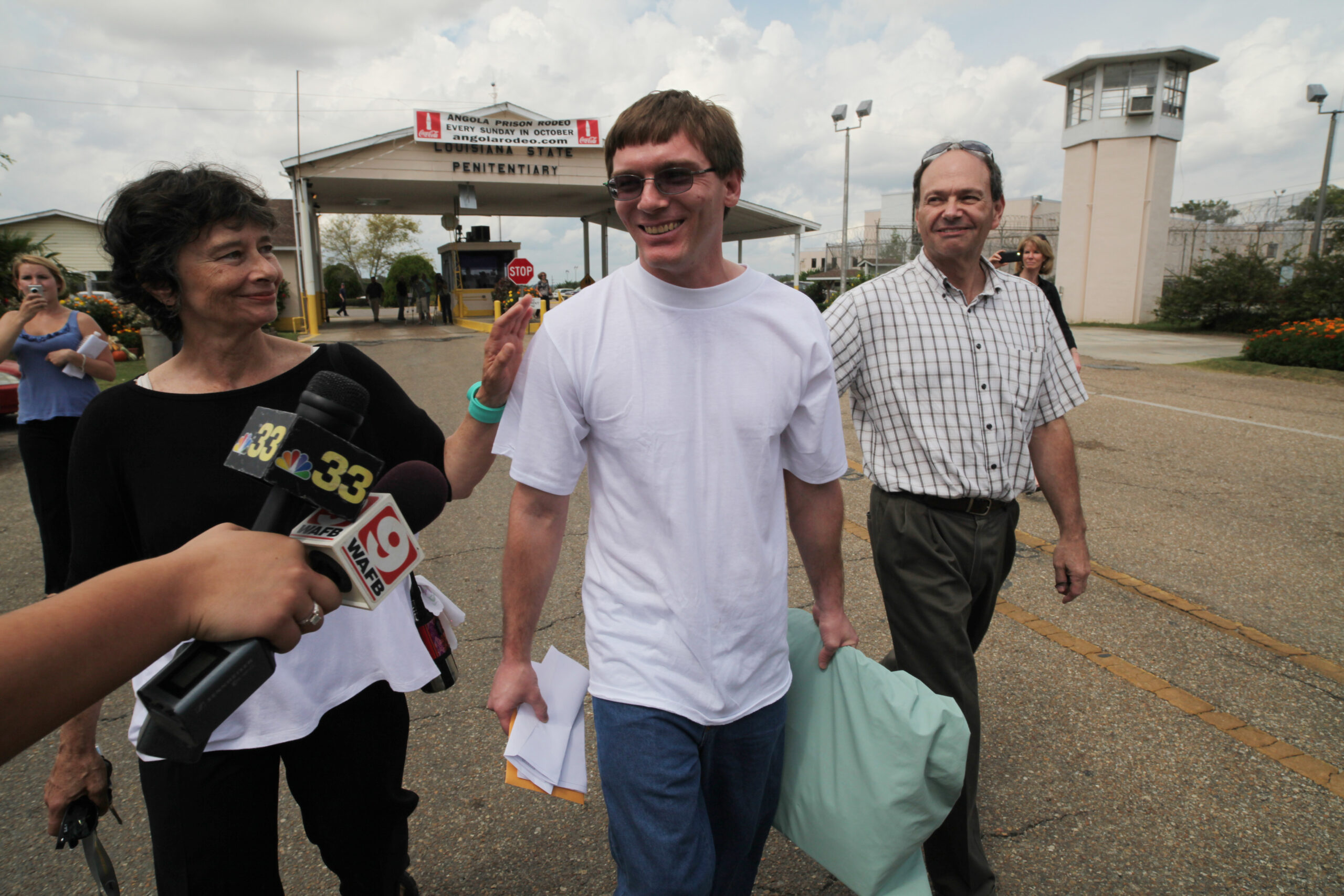 Damon Thibodeaux (center) on the day of his release in 2012. ©Calhoun McCormick