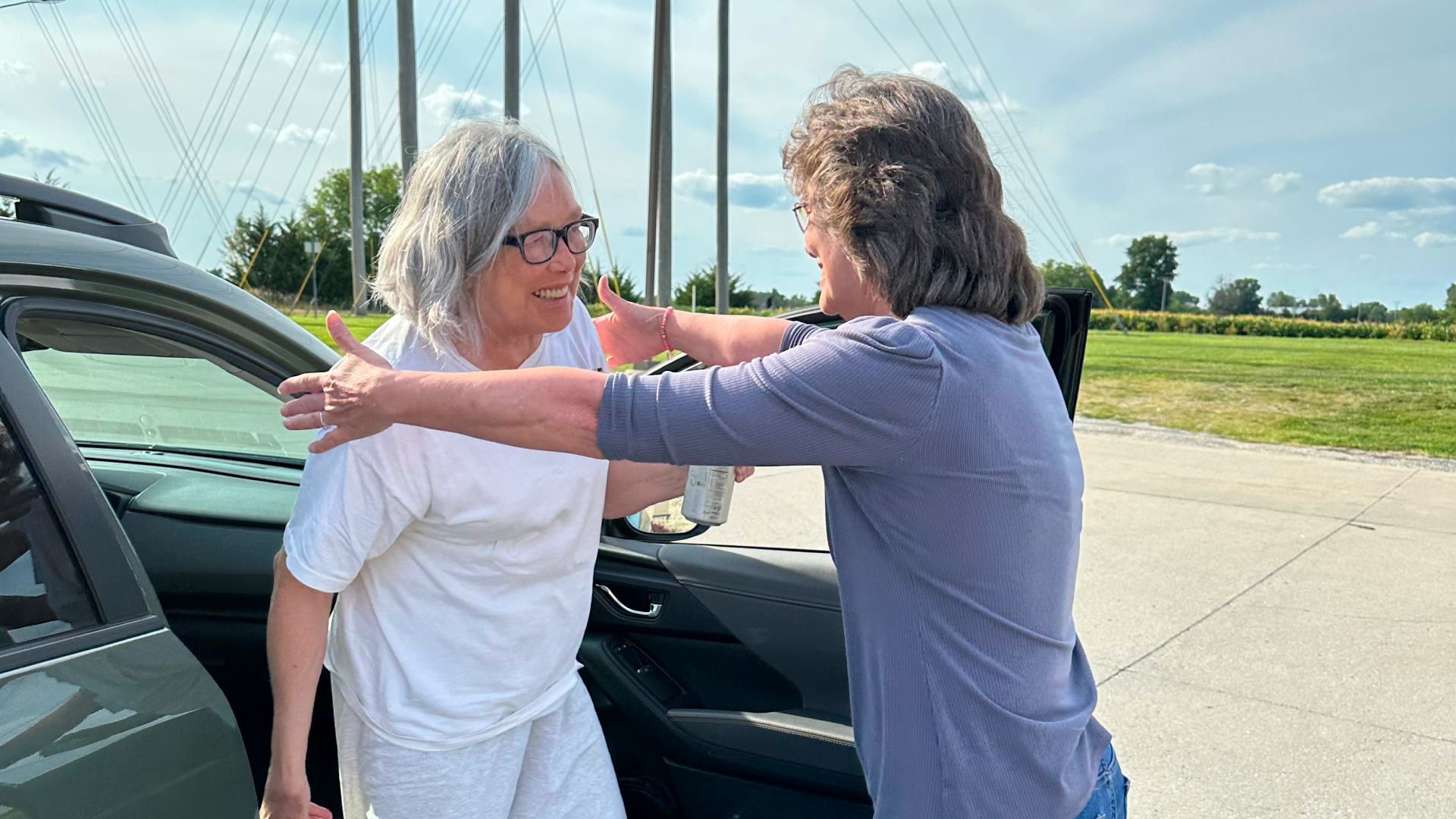 Chillicothe, MO — Sandra Hemme walks out of prison after 43 years. She is the longest-known wrongly incarcerated woman in the U.S. (Image: Courtesy of the Hemme legal team)
