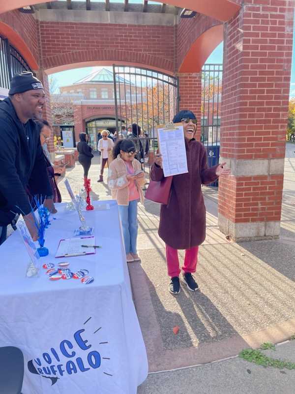 Renay Lynch registering to vote in Buffalo, New York on Oct. 26, 2024. (Photo: Courtesy of Renay's son Rinaldo Moss)