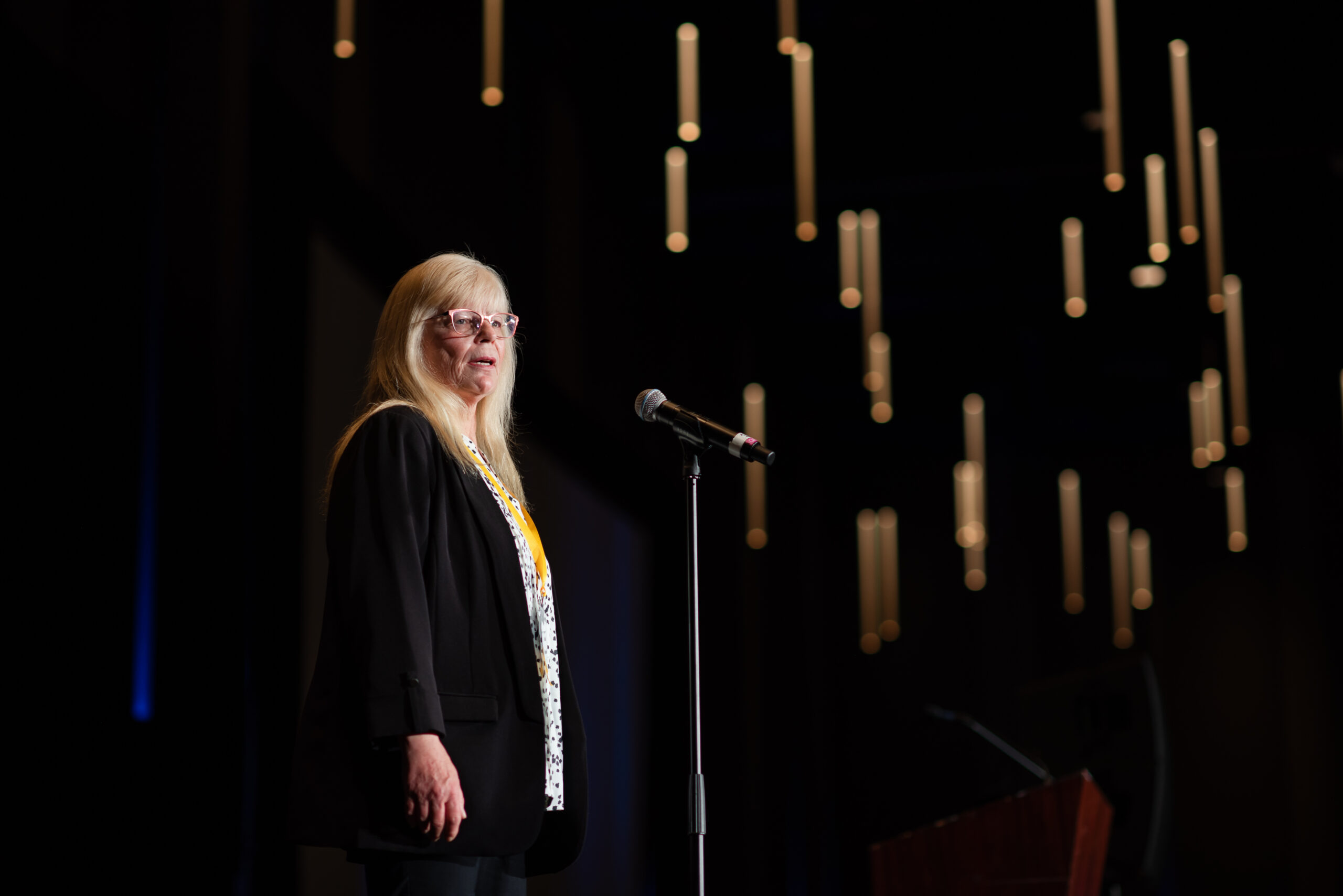 Belynda Goff shares her story at the Innocence Network Conference in Seattle on April 5, 2025. (Image: Jennifer Watkins / Lyra Photography)