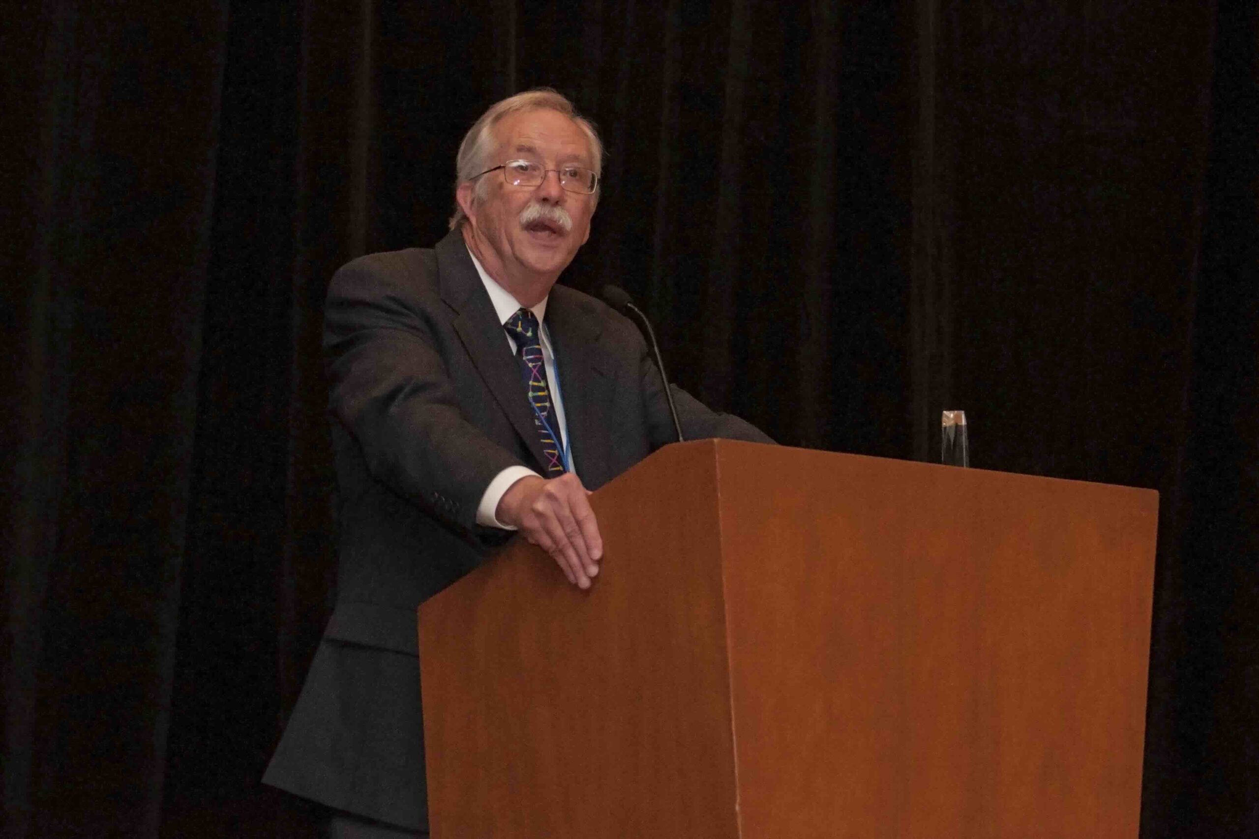 Dr. Edward Blake accepting the Innocence Network Lifetime Achievement Award in 2015 (Image: Courtesy of the Innocence Project)