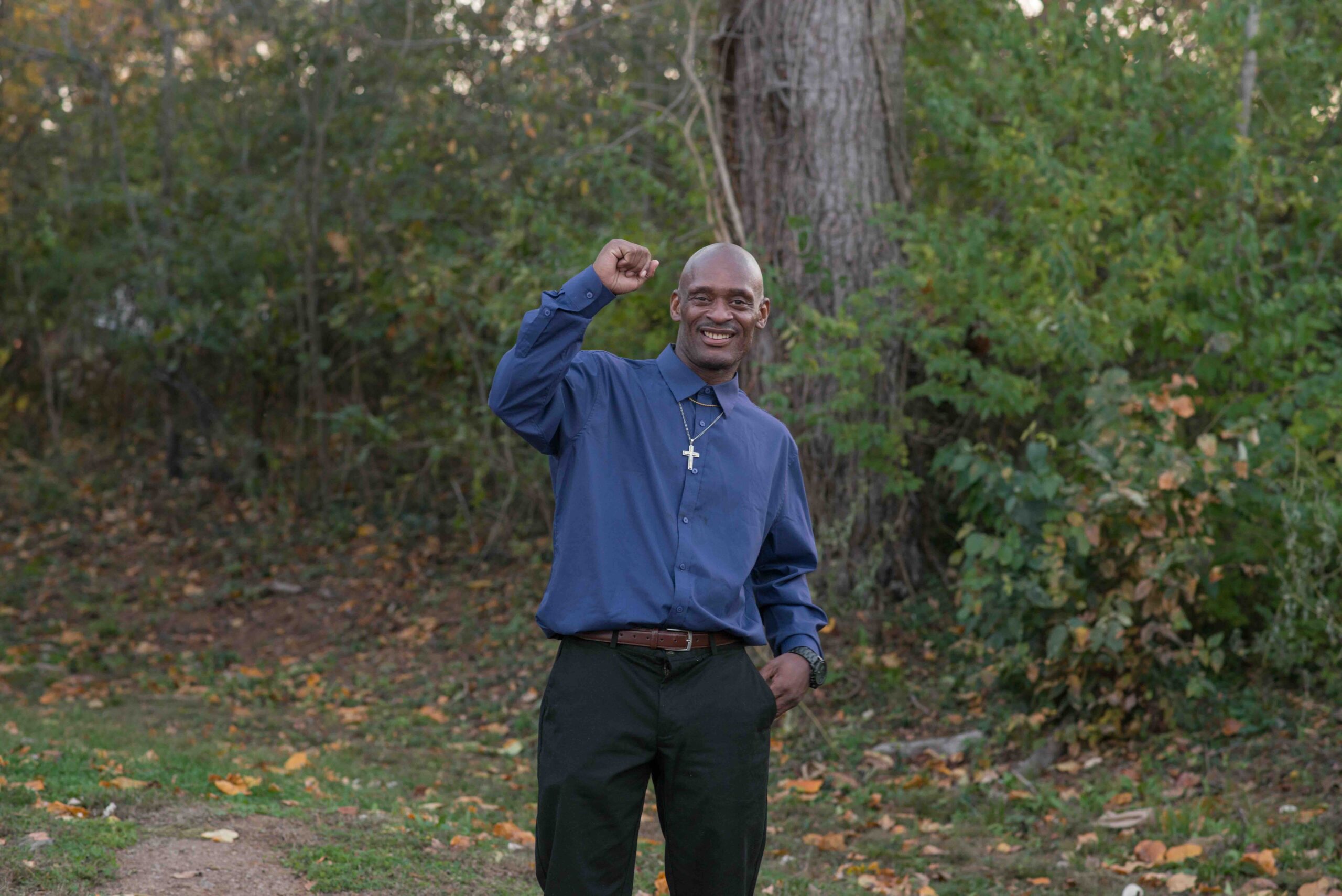 Danny Davis poses for a portrait outside his home in Carbondale, Ill., on Nov. 12, 2025. (Image: Neeta Satam/Innocence Project)